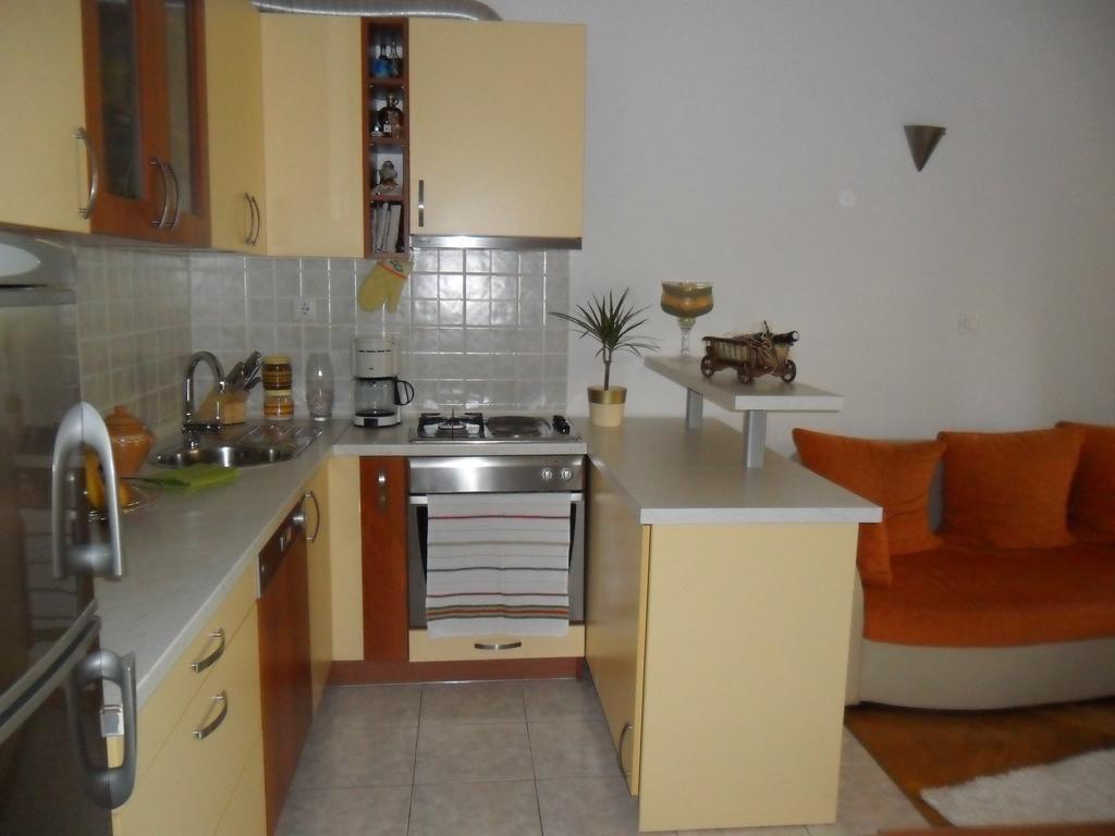 Apartment Ivan トロギール 部屋 写真